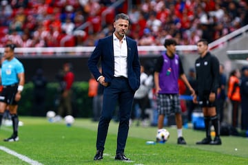    Martin Demichelis head coach of Monterrey during the 10th round match between Guadalajara and Monterrey as part of the Liga BBVA MX, Torneo Apertura 2024 at Akron Stadium on September 28, 2024 in Guadalajara, Jalisco, Mexico.