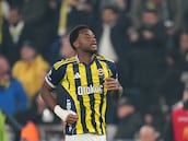 Jhon Durán viaja a Rusia para firmar con Zenit