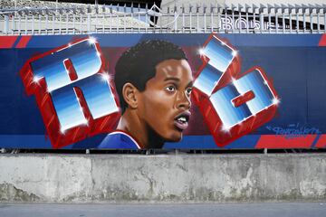 Ronaldinho.