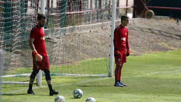 003/07/20  ELCHE  ENTRENAMIENTO 
 SAN ROMAN Y EDGAR BADIA 