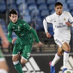 Llega la hora de Achraf, un 'avión' para sustituir a Carvajal