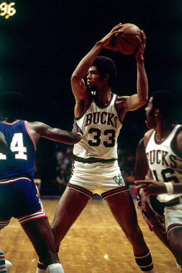 Jabbar abrió la década de los setenta en el All Star. El máximo anotador de la NBA fue el primero de los seis novatos que llegaron al Partido de las Estrellas: Geoff Petrie (Blazers, 1971), John Johnson (Cavaliers, 1971), Sidney Wicks (Blazers, 1972), Alvan Adams (Suns, 1976) y Walter Davis (Suns, 1976).