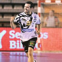 Carrillo se pierde el derbi y volverá a sufrir una cirugía