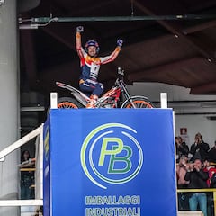 Bou pone tierra de por medio