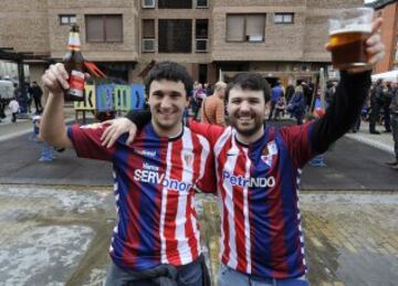 Ambiente de derbi por las calles de Eibar