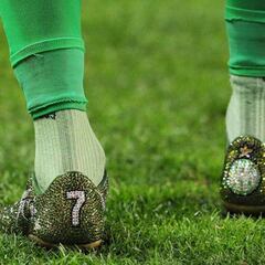Los zapatos más caros de fútbol