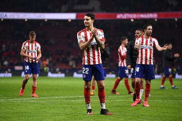 Mario Hermoso también tiene el futuro incierto. Con 25 años el Atlético está dispuesto a prescindir de él si llega una buena oferta. Es el central que menos ha jugado de los cuatro.