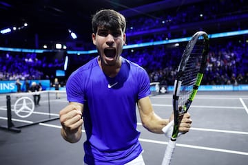 En la última jornada de la competición, Alcaraz venció en dobles y en el decisivo partido de individuales para certificar un marcador final de 13-11 a favor del Viejo Continente. El murciano cerró su debut en el torneo con tres victorias.