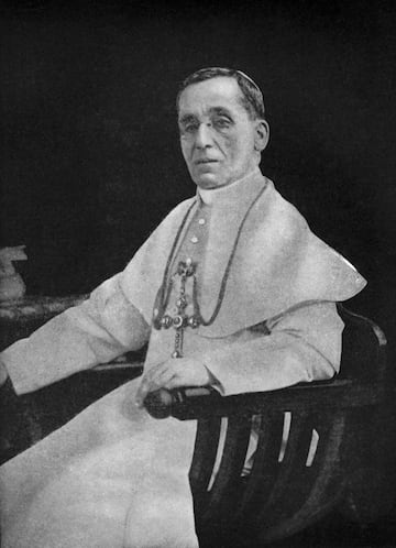Giacomo Paolo Giovanni Battista della Chiesa. Intent車 mediar en la Primera Guerra Mundial y promovi車 la ayuda humanitaria.