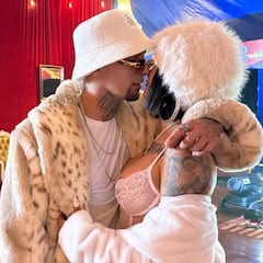 Cantante chilena presenta a su nueva pareja: “Floreciendo como sólo yo sé hacerlo”