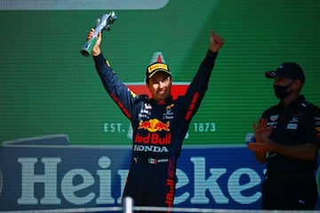 El festejo de Sergio Pérez en el Gran Premio de México