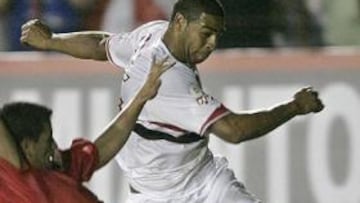 <b>EN FORMA. </b>Con dos goles en su debut, Adriano no ha podido comenzar de mejor manera en el Sao Paulo.
