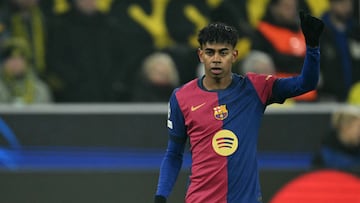 El habilidoso extremo del FC Barcelona y la Selección de España mencionó al entrenador que le dio su primera oportunidad como profesional.