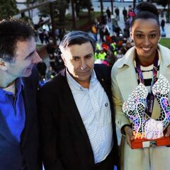 Ribeira recibe con honores a Ana Peleteiro, bronce mundial