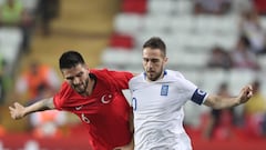 Okay se lesion&oacute; durante el partido ante Grecia.