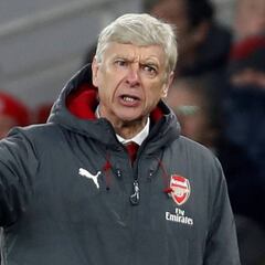 Wenger defendió a Sánchez por ausencia en control de dopaje