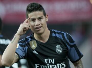 James se despacha con un doblete ante Granada