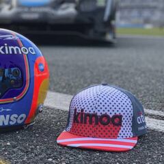 Alonso desvela el casco que llevará en las 24H de Daytona