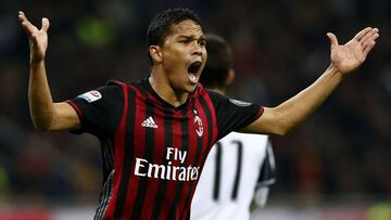 Supercopa de Italia: Cuadrado vs. Bacca, el quinto trofeo en juego