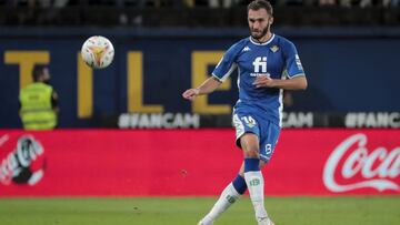 Pezzella, ante el Villarreal.