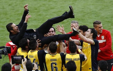 Es el segundo de la lista porque lleva 13 años en el banquillo rojiblanco. El Atlético lo fichó el 23 de diciembre de 2011 y acaba de renovar hasta 2027.