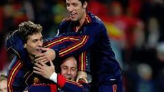 El abrazo a Iker fue un gesto de felicitación y solidaridad