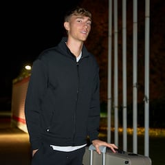 Huijsen, desconvocado de la Selección por molestias musculares