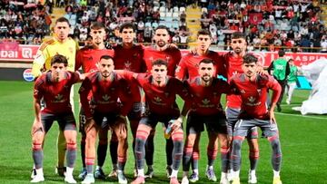 En una jornada sin actuaciones decisivas de los porteros, hubo que esperar al último partido para ver un paradón de Lizoain, en una de las últimas acciones del encuentro ante la Cultural. Salvador el meta del Albacete.