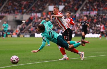 Arias y Wolves siguen sin ganar en Premier: Sunderland los derrota