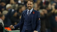 Strachan "proud" of Scotland as Southgate enhances prospects