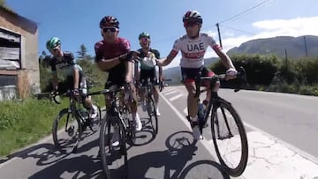 Sergio Henao le comparte su lonchera a su primero Sebastián Henao