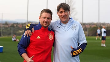 Ángel y Antonio Ruiz, los hermanos fisioterapeutas de la Selección.