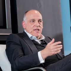 “La ECA me preocupa, es como la Superliga pero un paso más lento”