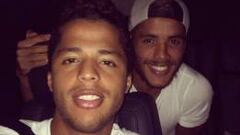 Giovani Dos Santos felicita a Jonathan por su cumpleaños