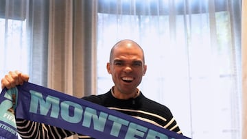 Lluvia de estrellas en Monterrey: Xavi, Totti, Cafú