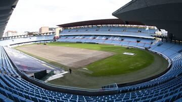 Panor&aacute;mica del estadio municipal de Bala&iacute;dos con la antigua grada de R&iacute;o enfrente. 