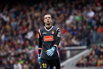 El guardameta catalán fichó el pasado verano por el Tottenham por petición de Pochettino para ser suplente de Lloris. El banquillo fue su hábitat natural en Londres.