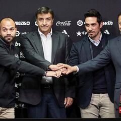 Alesanco: "No he firmado por ser amigo de Mendes o Laporta"