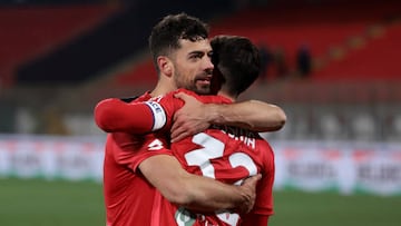 MONZA, ITALY - FEBRUARY 06: Pablo Mari of AC Monza embraces captain Matteo Pessina, scorer of an injury time penalty to earn a point in a 2-2 draw in the Serie A match between AC Monza and UC Sampdoria at Stadio Brianteo on February 06, 2023 in Monza, Italy. (Photo by Jonathan Moscrop/Getty Images)