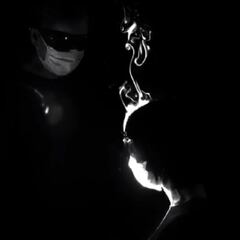 El vídeo que muestra la propagación de la COVID con una mascarilla mal ajustada