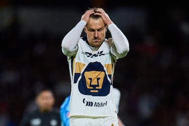 Pumas, una crisis que no depende de Efraín Juárez