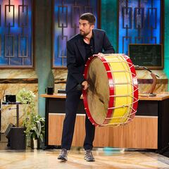 Corean el nombre de Ana Mena, invitada de ‘El Hormiguero’, en ‘La Revuelta’