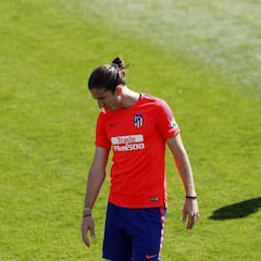 Reunión Filipe-Simeone por el futuro del lateral en el Atlético