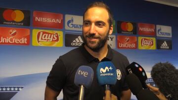 Higuaín bromea: "Espero que Ramos no marque en el 90"