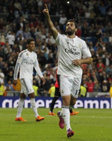 3-0. Arbeloa celebró el tercer tanto.