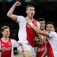 Ajax goleó al Lille en la jornada 1 de Champions League