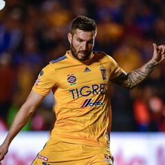 Los dos penales en contra de Pumas que aprovechó Gignac
