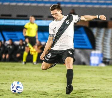 “Colo Colo y la U me contactaron... Me encantaría volver a Chile”