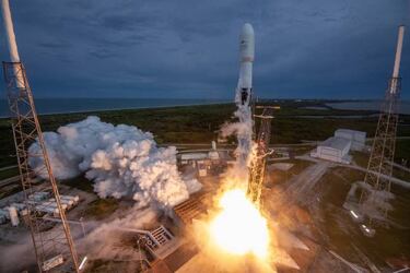 A pesar del coronavirus, SpaceX mantiene su misión al espacio