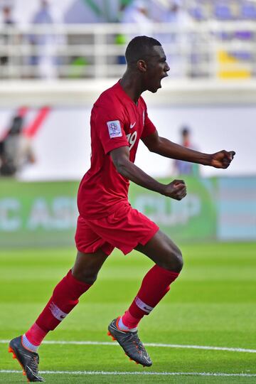 El jugador de Qatar Almoez Ali celebra uno de sus cuatro goles. 